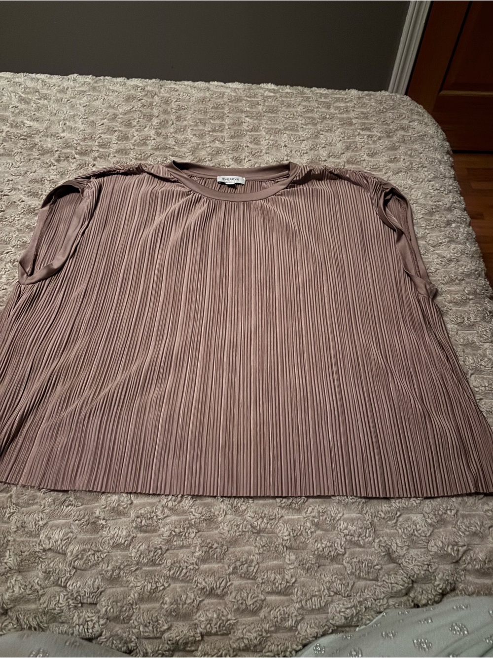 Evereve Short Sleeve Top - Taupe